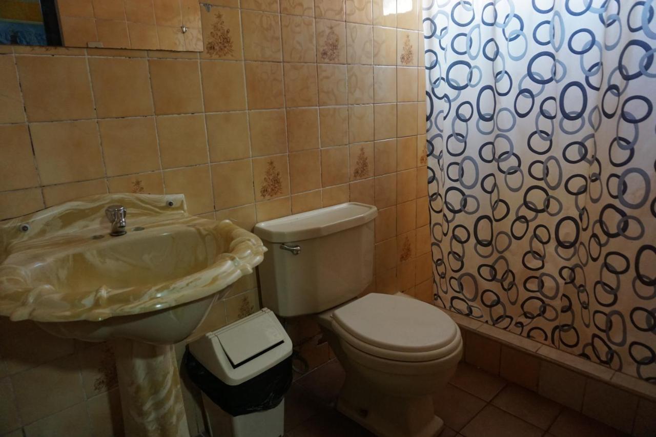 Big Mountain Hostel Уарас Экстерьер фото